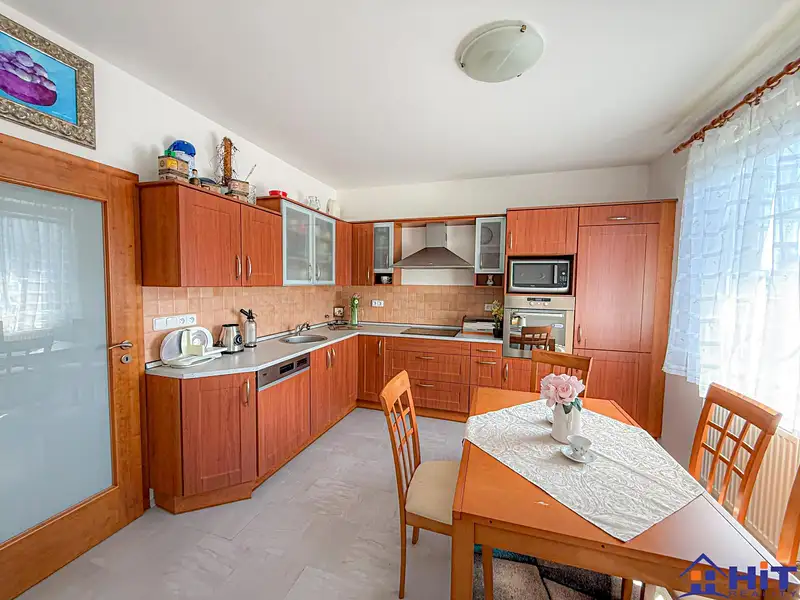 Prodej bytu 2+1 65 m², Jablonec nad Nisou – náhled fotky 2