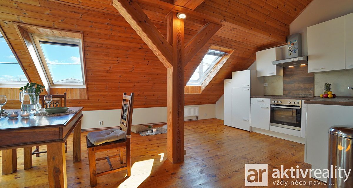 Pronájem bytu 2+kk 69 m² – fotografie 3