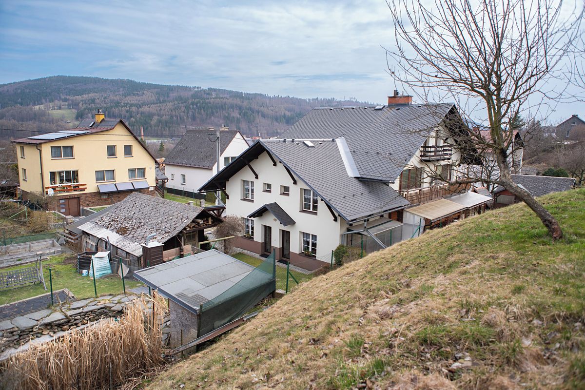 Prodej rodinného domu 265 m², pozemek 1268 m² – fotografie 4