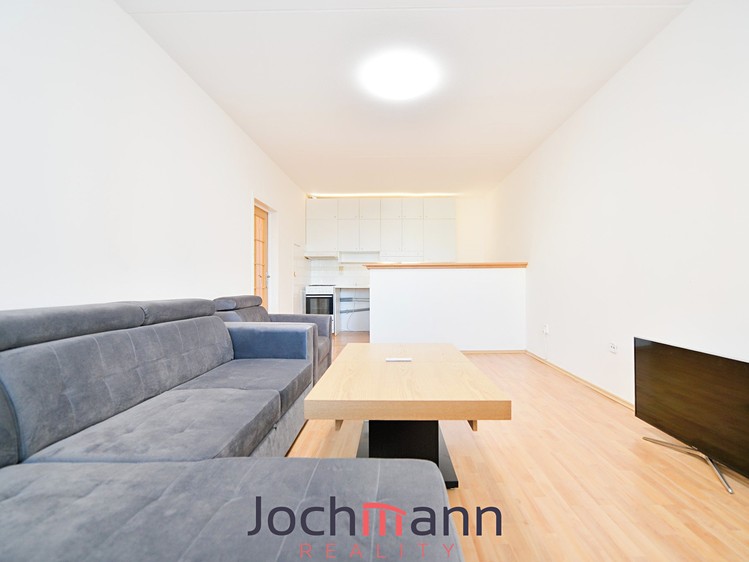 Pronájem bytu 3+kk, 67 m² (1 z 15)