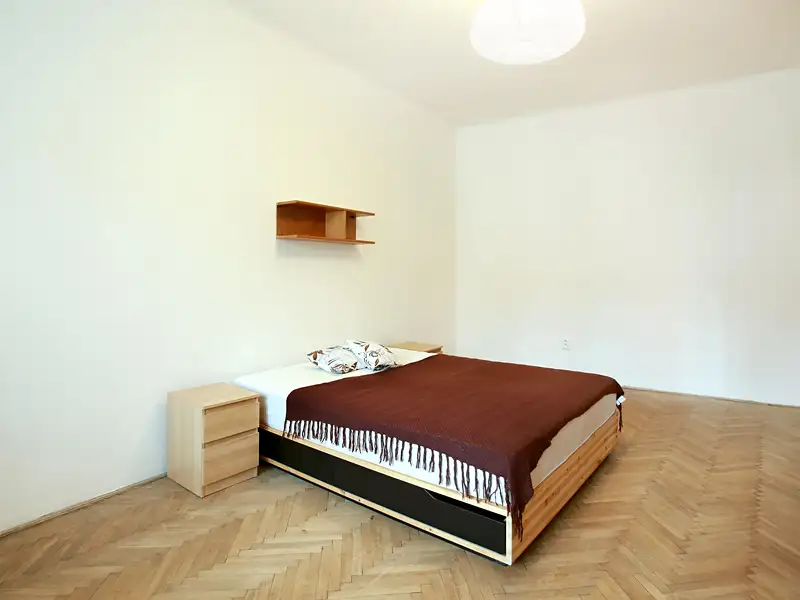 Pronájem bytu 2+kk 53 m², Praha – náhled fotky 1