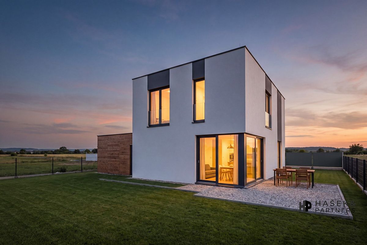 Prodej rodinného domu 195 m², pozemek 543 m², Líbeznice – fotka 1 z 3