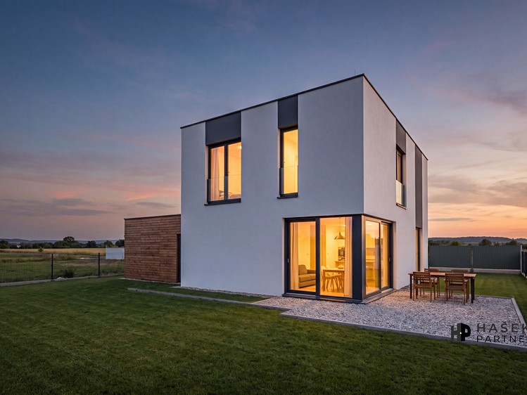 Prodej domu, 195 m² (1 z 18)