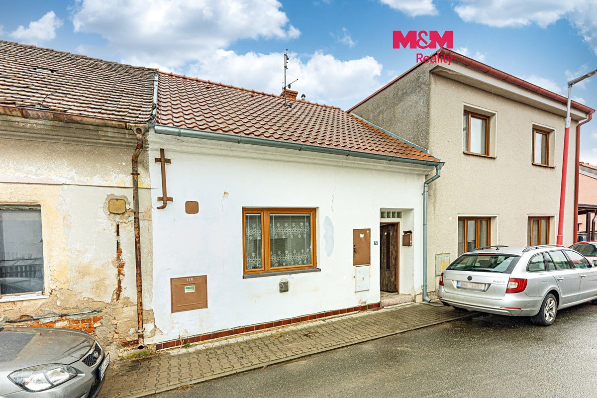 Prodej chalupy 48 m², pozemek 235 m², Nový Bydžov – fotka 1 z 3