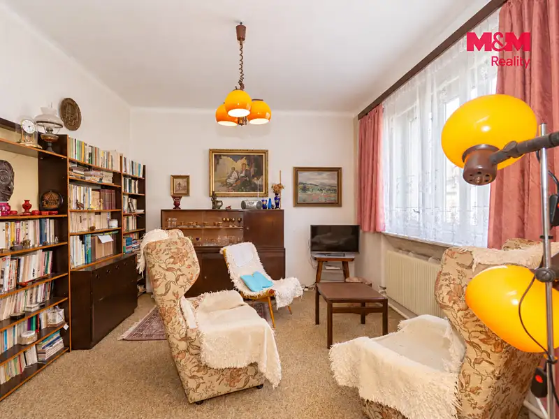 Prodej rodinného domu 97 m², pozemek 579 m², Holice – náhled fotky 2