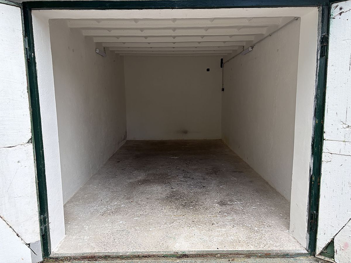Pronájem garáže 19 m² – fotografie 2