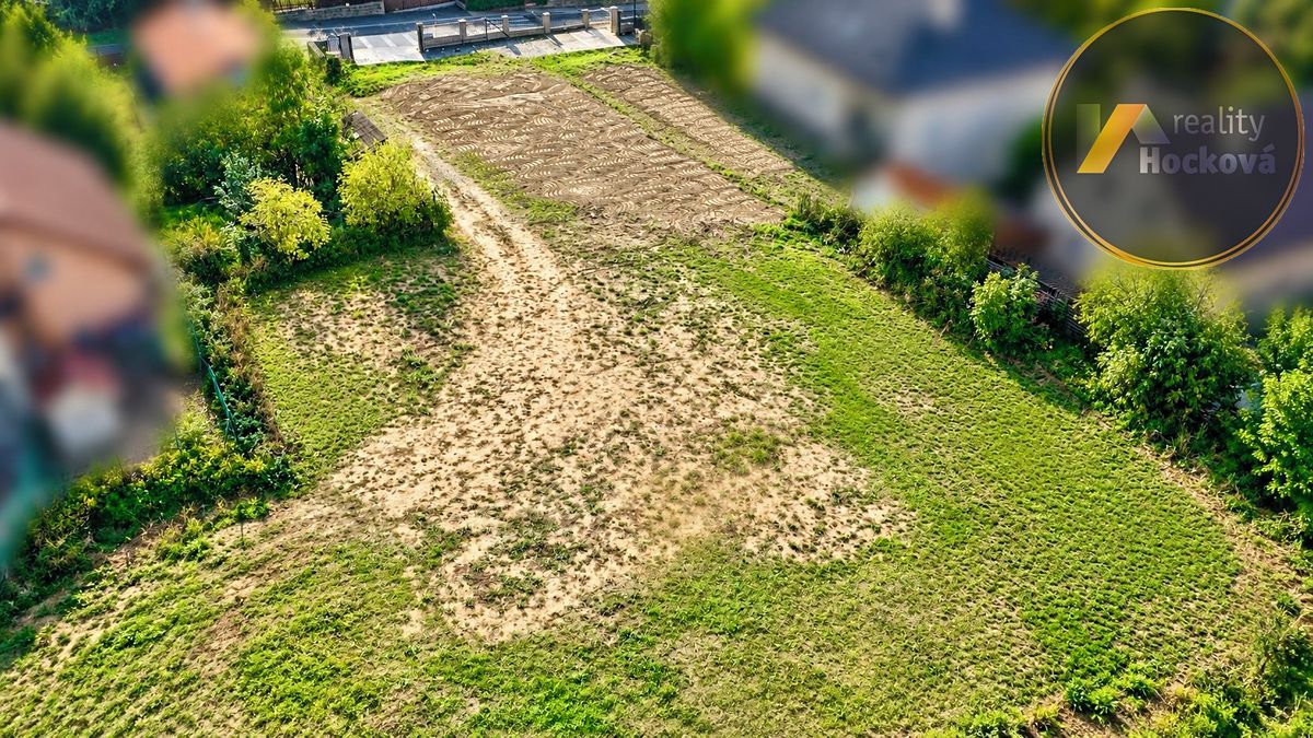Prodej stavebního pozemku 1356 m² – fotografie 3