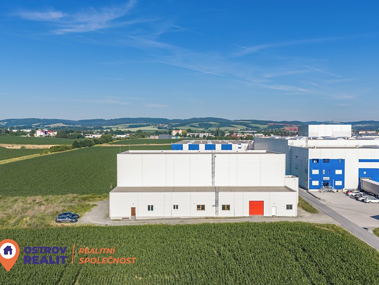 Prodej komerčního prostoru, 1 450 m² (30 z 36)
