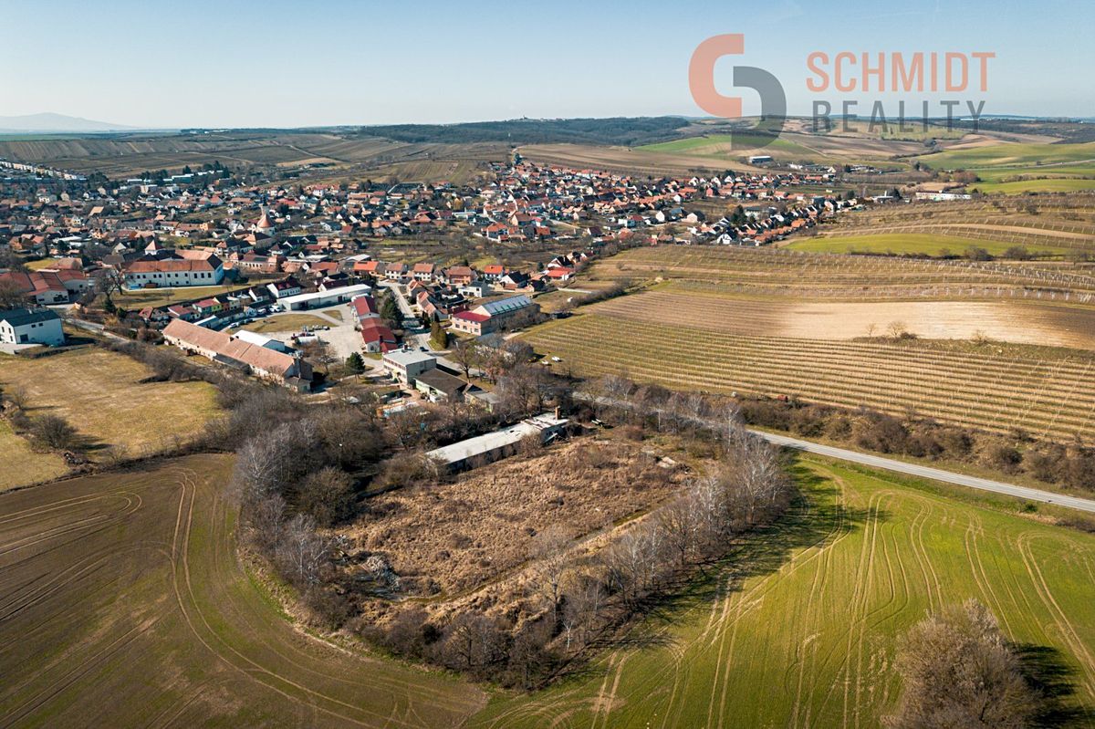 Prodej komerčního pozemku 11006 m² – fotografie 4