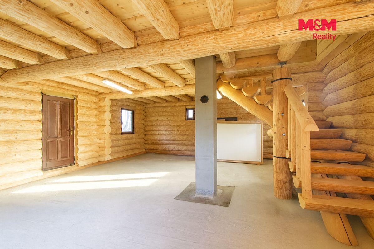 Prodej stavebního pozemku 14105 m² – fotografie 3