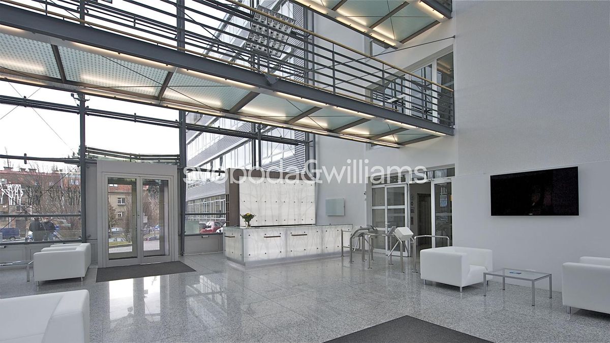 Pronájem kanceláře 220 m² – fotografie 2