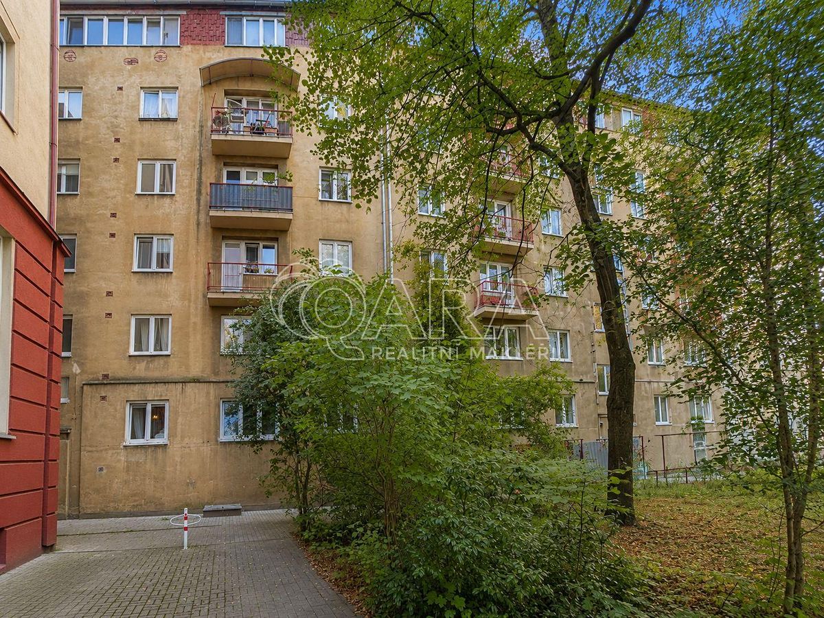 Pronájem bytu 2+1 60 m² – fotografie 3