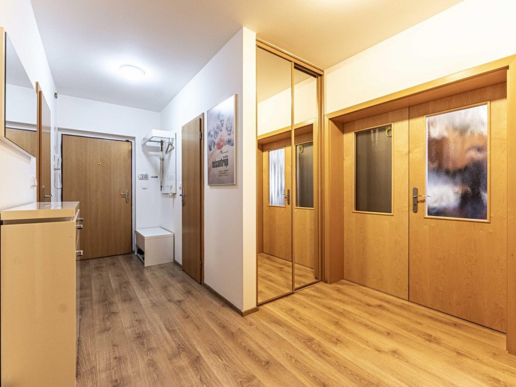 Pronájem bytu 3+kk, 110 m² (13 z 15)