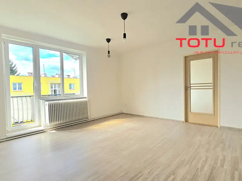 Prodej bytu 3+1 70 m², Jaroměř – náhled fotky 3