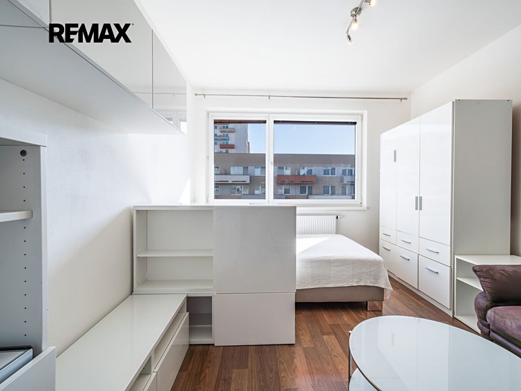 Квартира 1+kk на продаж, 28 м² (14 з 21)