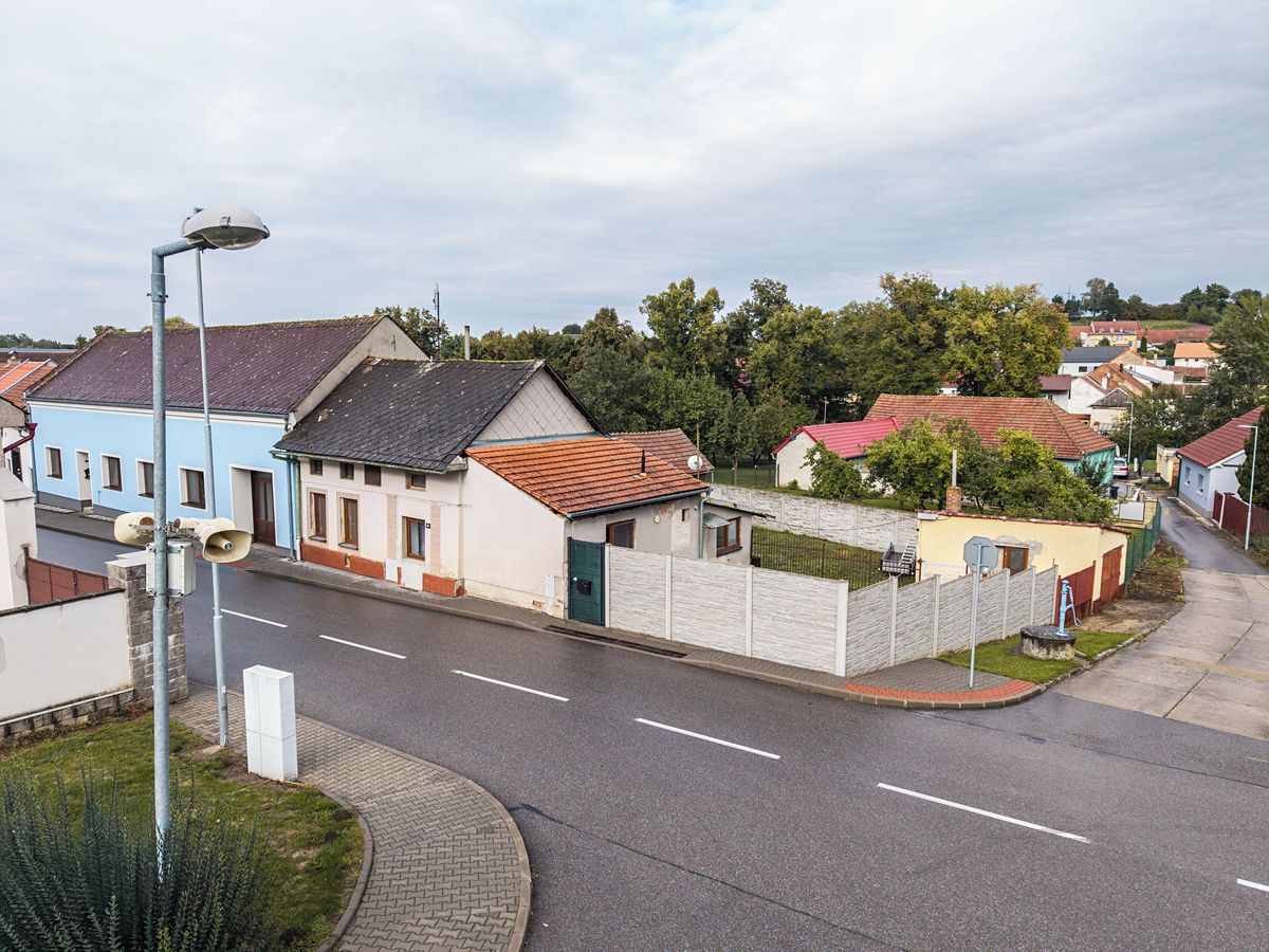 Prodej rodinného domu 100 m², pozemek 399 m²