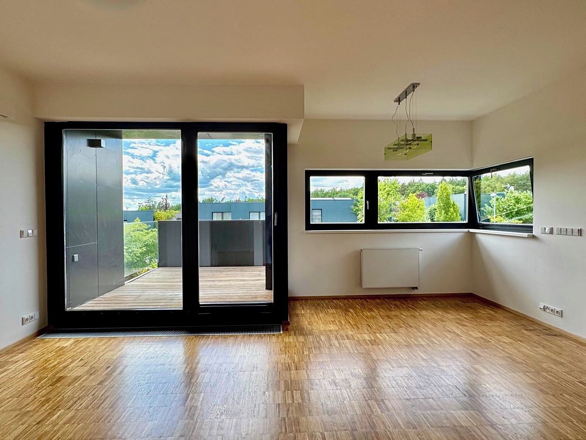 Pronájem bytu 2+kk 60 m² – fotografie 2