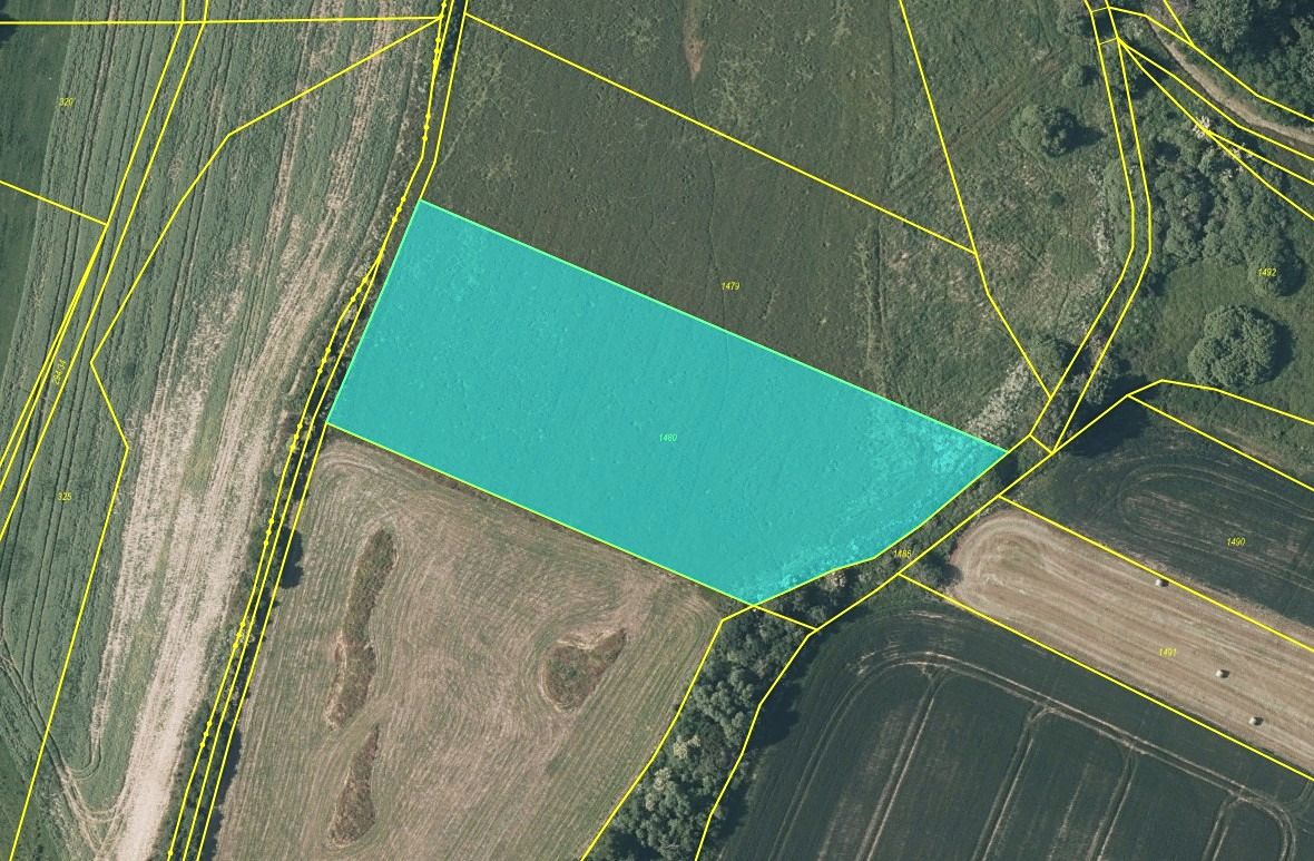 Prodej pole 6880 m²