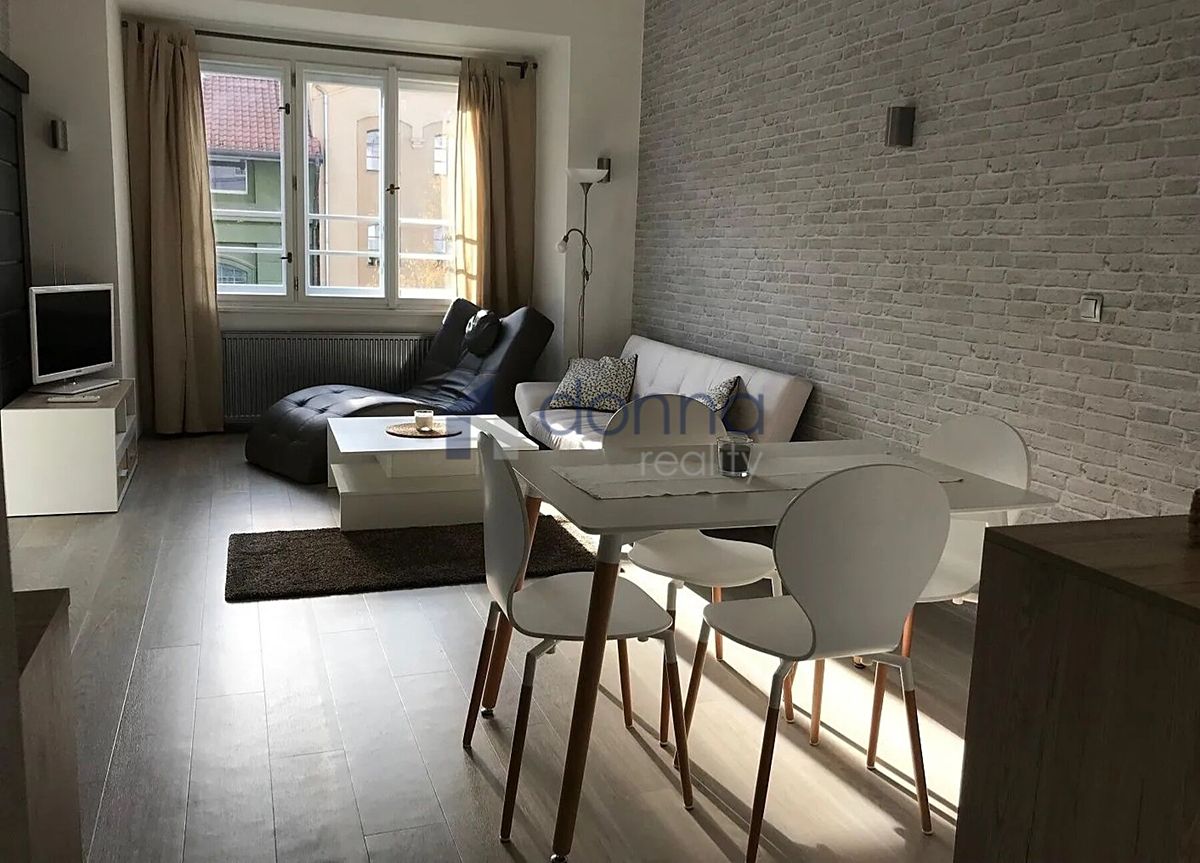 Pronájem bytu 2+kk 50 m² – fotografie 2