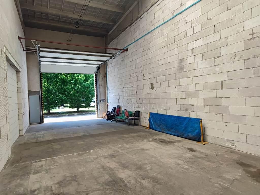 Pronájem skladového prostoru 340 m² – fotografie 5