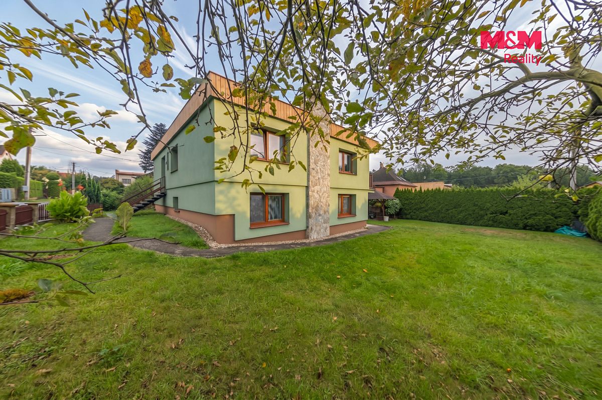 Pronájem rodinného domu 150 m², pozemek 745 m² – fotografie 2