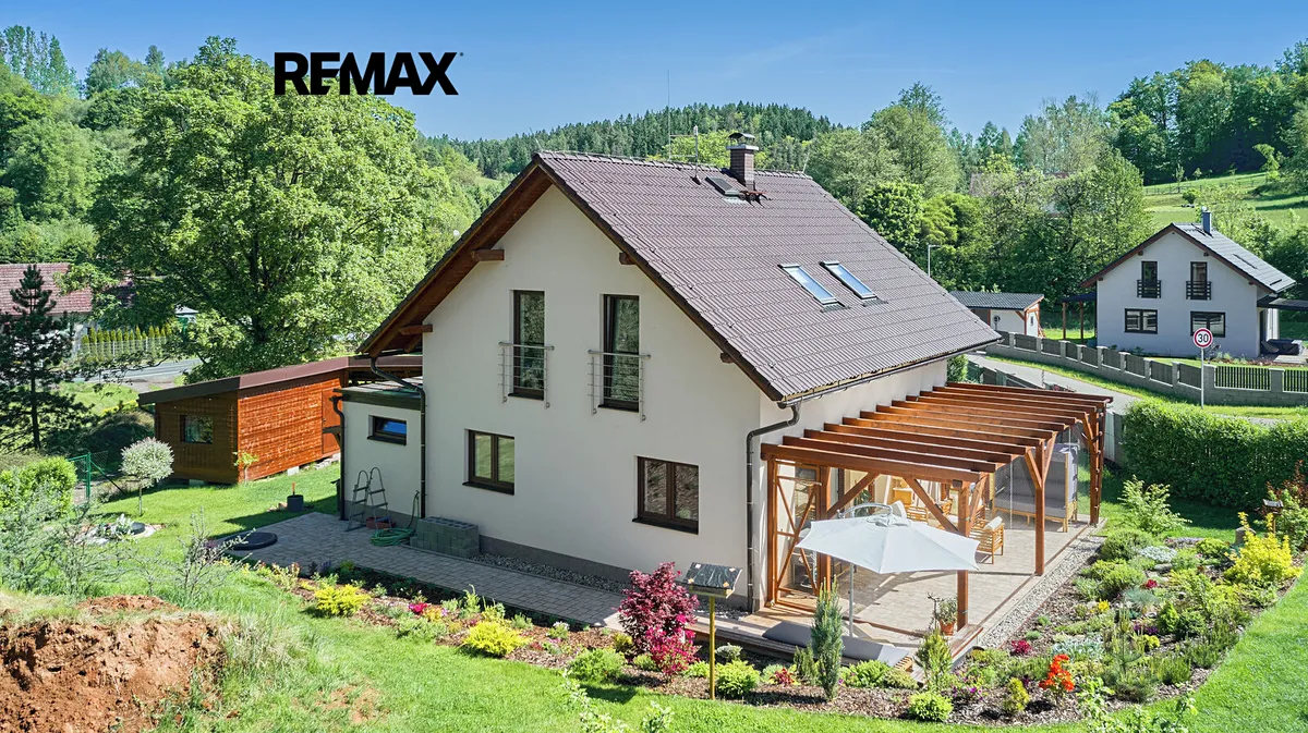 Prodej rodinného domu 114 m², pozemek 1305 m²
