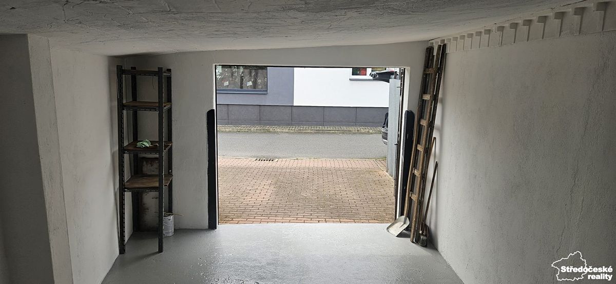 Pronájem garáže 15 m² – fotografie 3