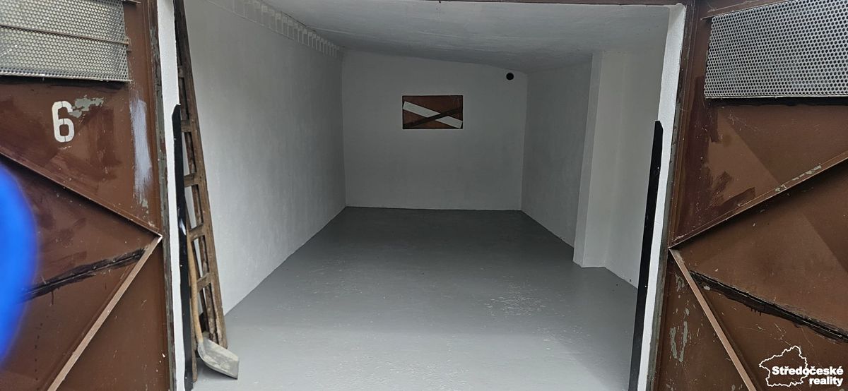 Pronájem garáže 15 m² – fotografie 2