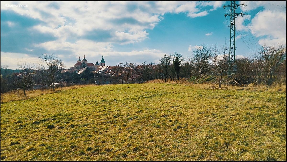 Prodej stavebního pozemku 1714 m² – fotografie 2