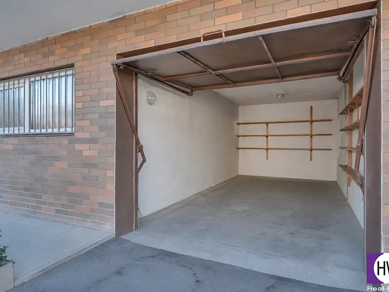 Prodej garáže 18 m², Praha – náhled fotky 2