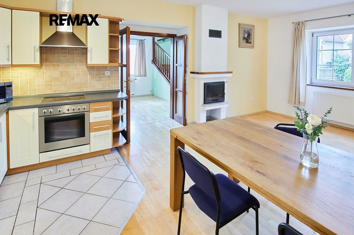 Pronájem rodinného domu 100 m², pozemek 133 m² – fotografie 5