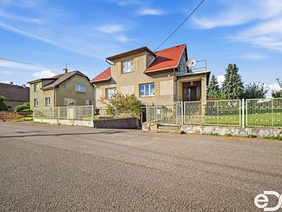 Prodej rodinného domu 177 m², pozemek 1195 m²