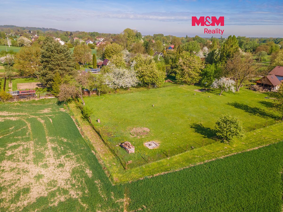 Prodej stavebního pozemku 1300 m²