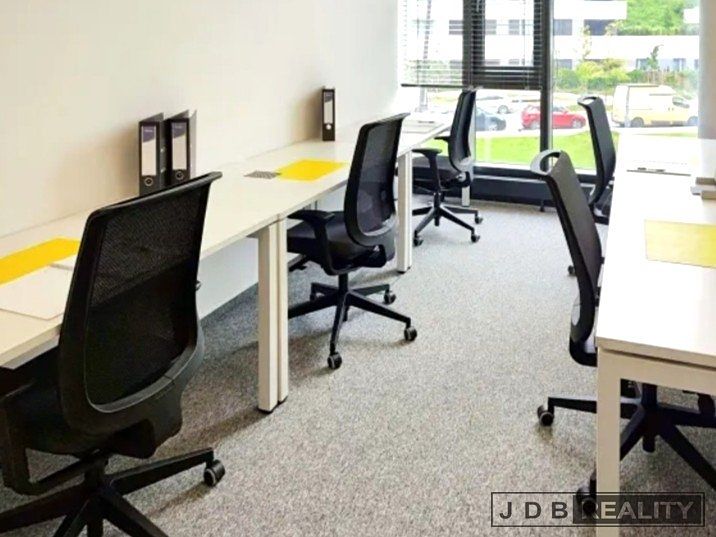 Pronájem kanceláře 35 m² – fotografie 5