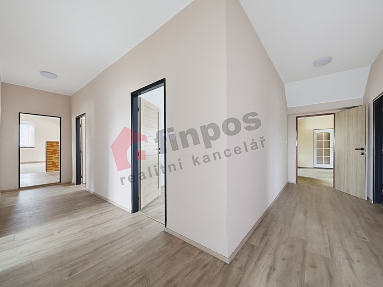 Pronájem bytu 6+, 180 m² (20 z 22)
