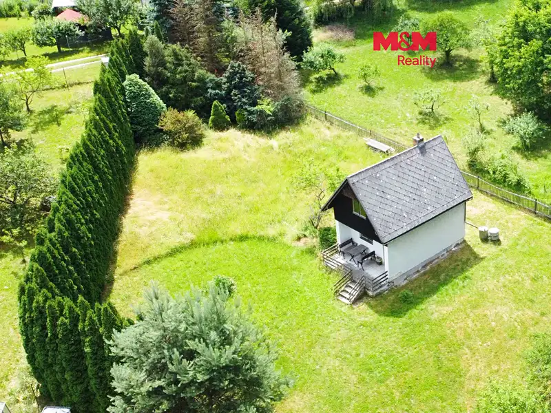 Prodej chaty 28 m², pozemek 1020 m², Strakonice – náhled fotky 1