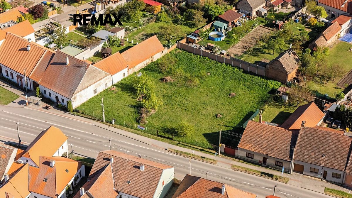 Prodej komerčního pozemku 1501 m² – fotografie 5