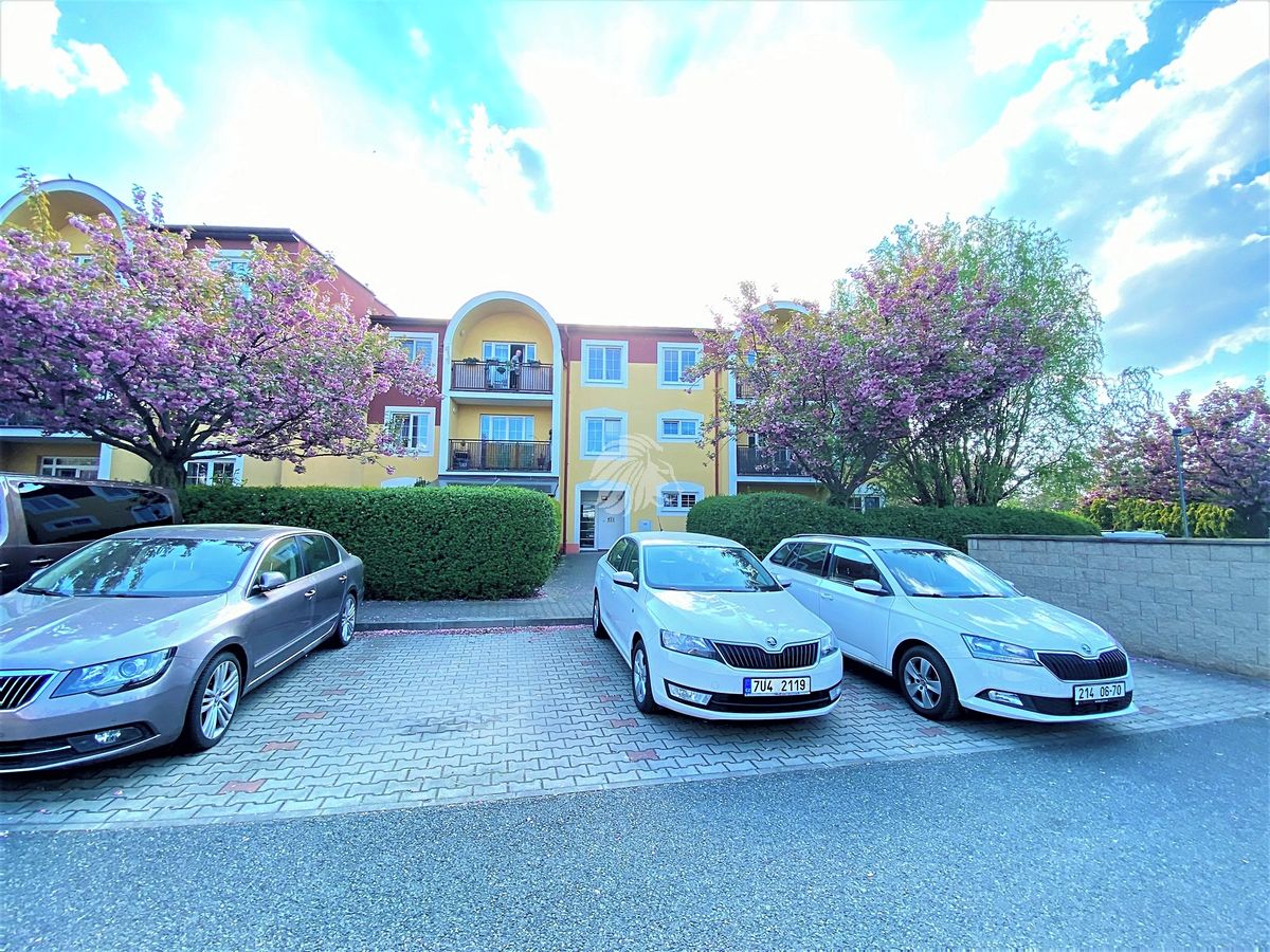 Pronájem bytu 1+kk 34 m² – fotografie 4