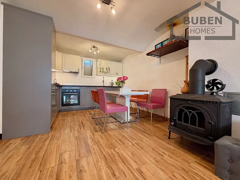Prodej rodinného domu 360 m², pozemek 641 m², Tachov – náhled fotky 3
