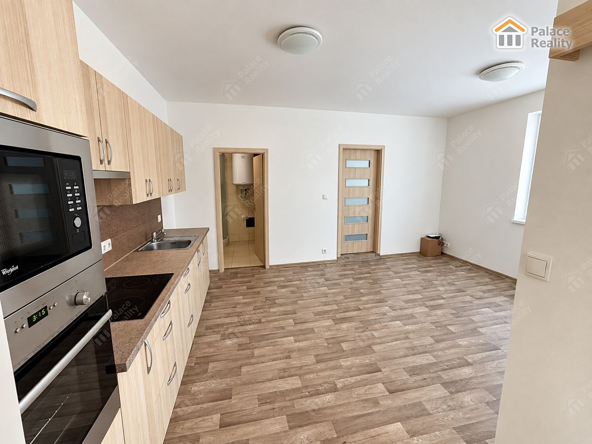 Pronájem bytu 3+kk 47 m²