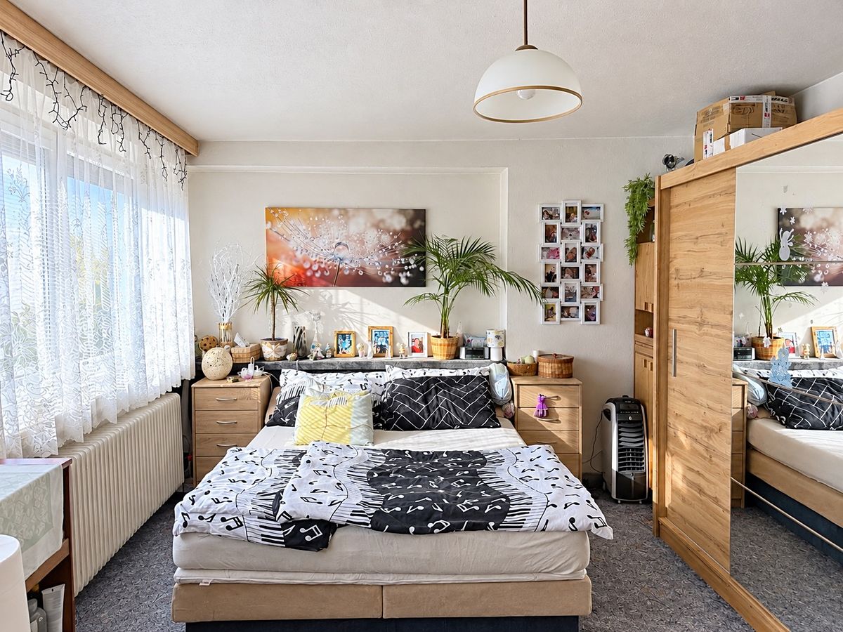 Prodej rodinného domu 200 m², pozemek 503 m² – fotografie 3
