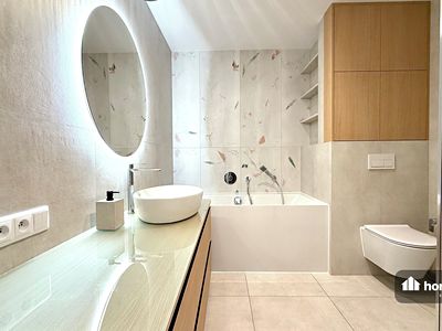Pronájem bytu 3+kk 68 m²