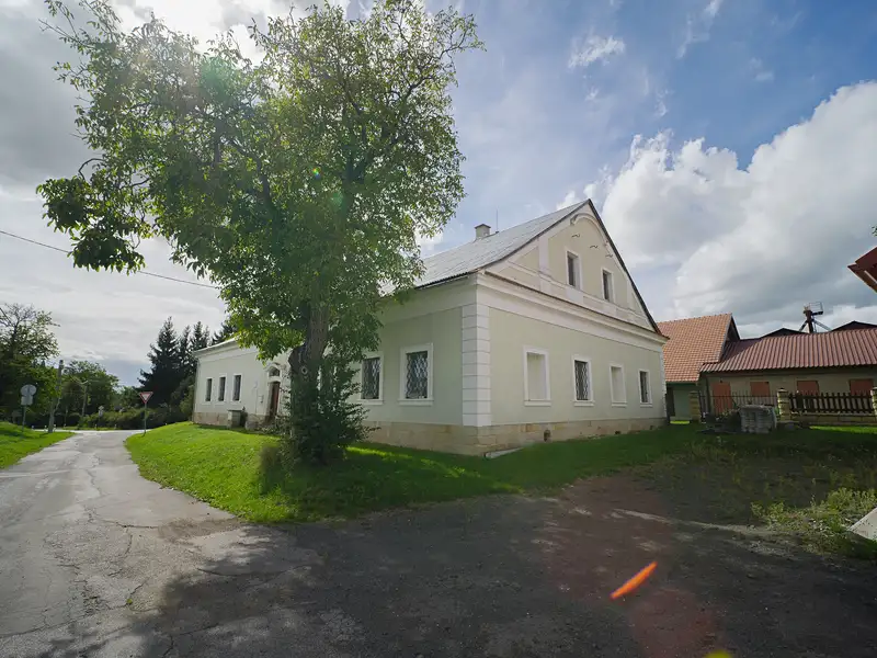Prodej rodinného domu 1256 m², pozemek 1281 m², Soběraz – náhled fotky 2