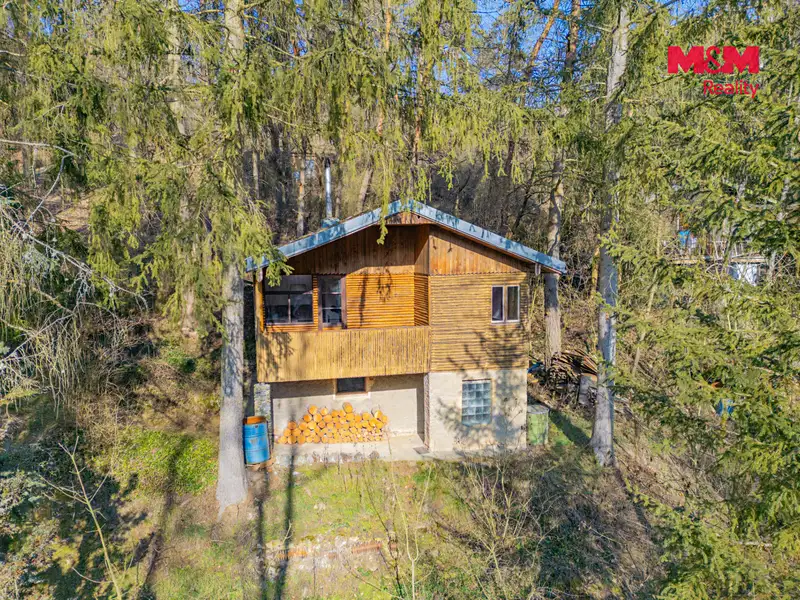 Prodej chaty 70 m², pozemek 55 m², Čerňovice – náhled fotky 2