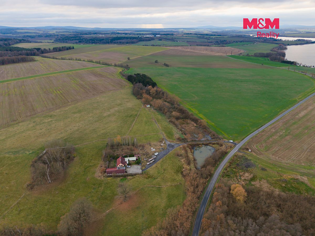 Prodej rodinného domu 250 m², pozemek 1600 m² – fotografie 5