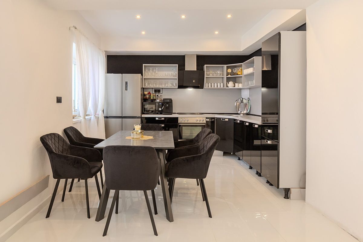 Prodej rodinného domu 173 m², pozemek 288 m²