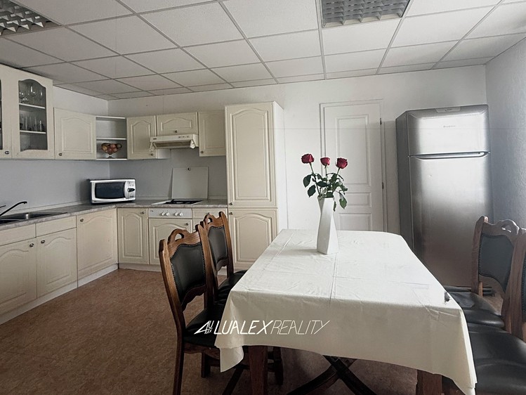 Будинок на продаж, 270 м² (4 з 24)