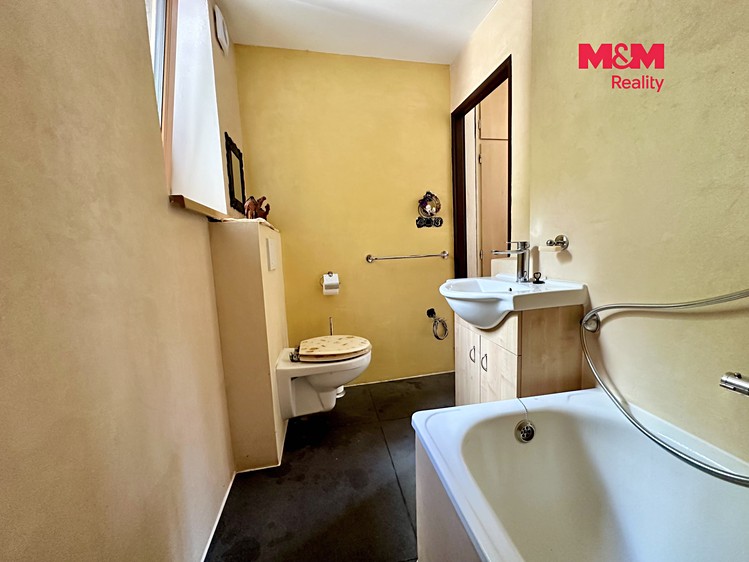 Prodej domu, 66 m² (13 z 28)
