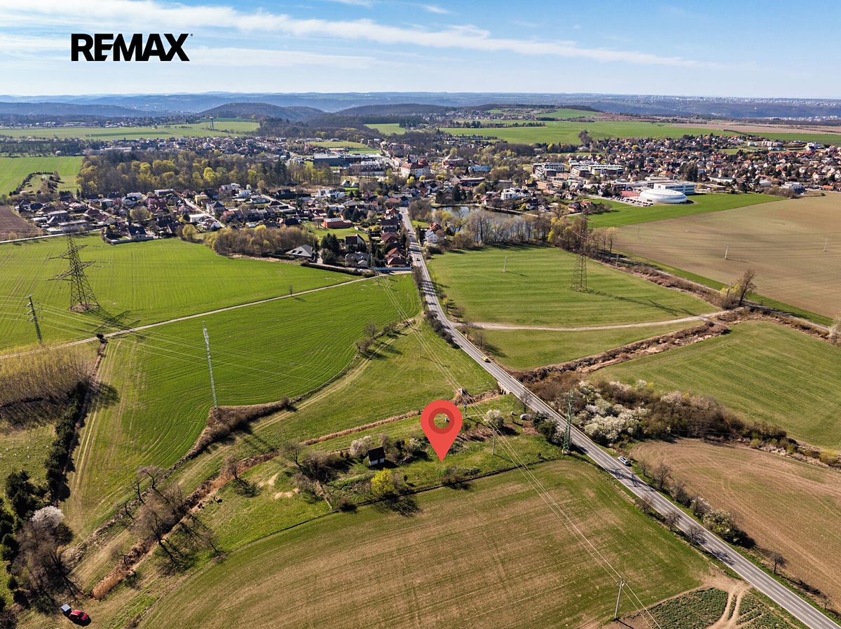 Prodej komerčního pozemku 2452 m² – fotografie 4