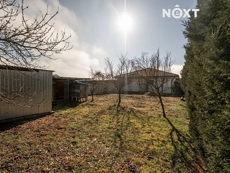 Prodej stavebního pozemku 1494 m², Zálezlice – náhled fotky 2